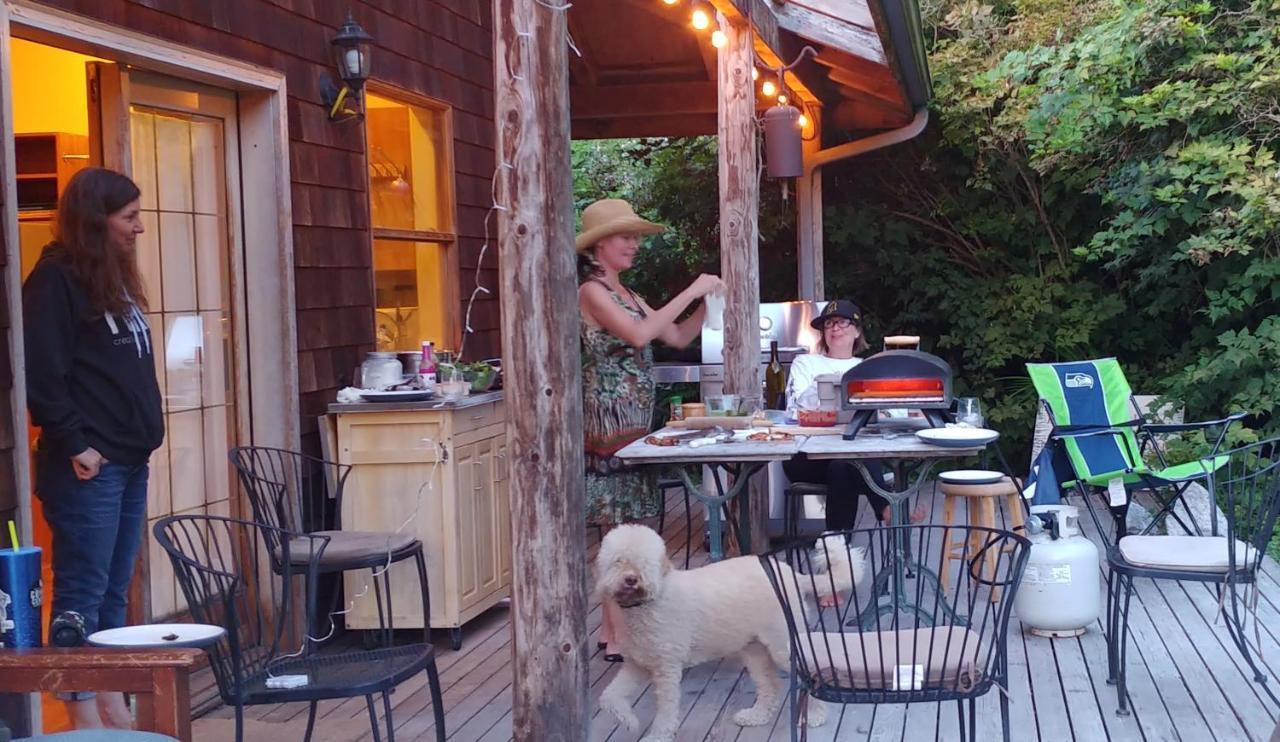 Nettles Farm Hotel Lummi Island ภายนอก รูปภาพ