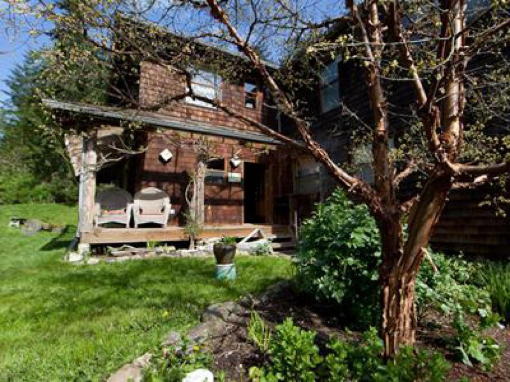 Nettles Farm Hotel Lummi Island ภายนอก รูปภาพ